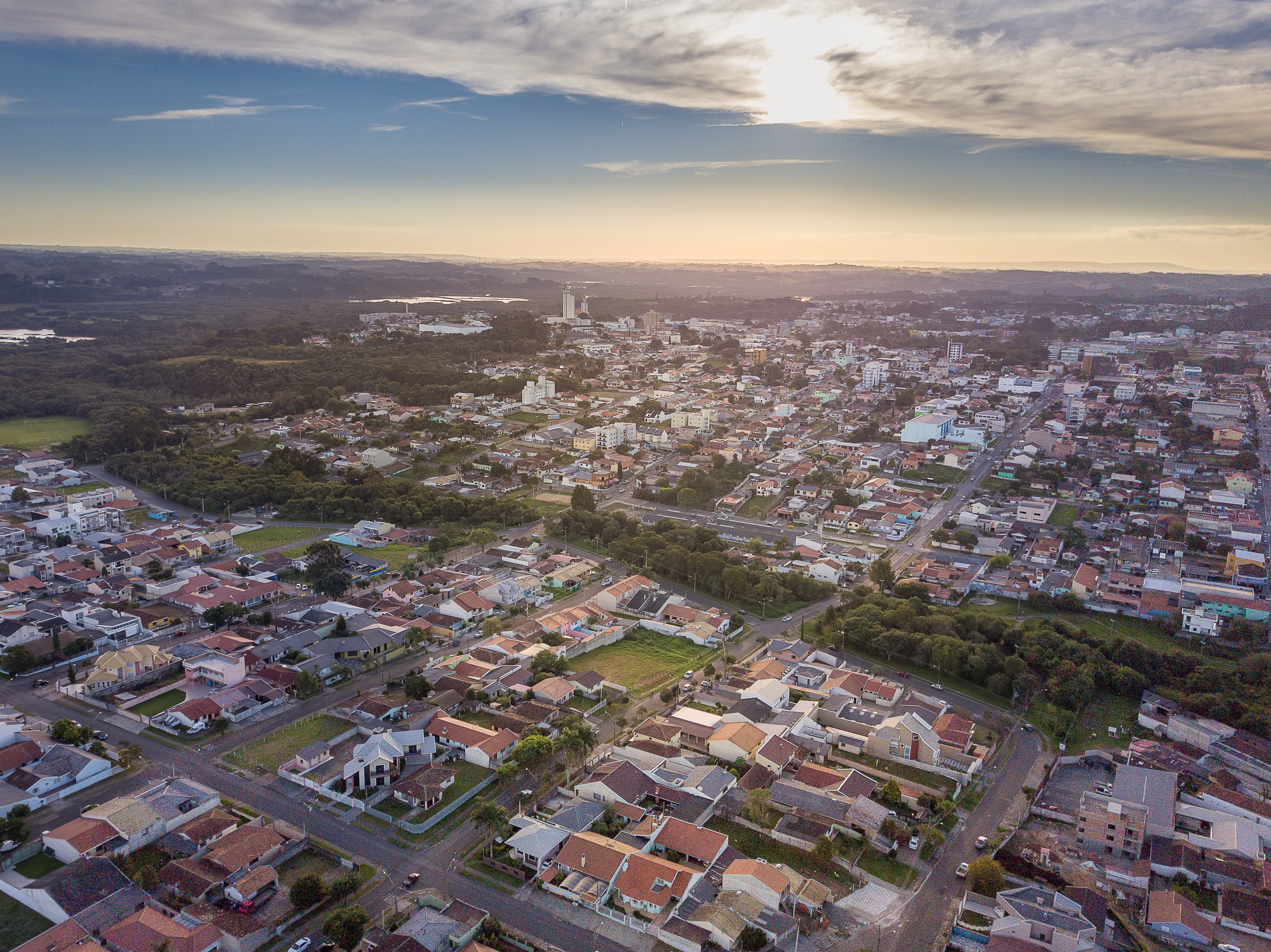 Araucária publica novo decreto para evitar aglomerações durante pandemia