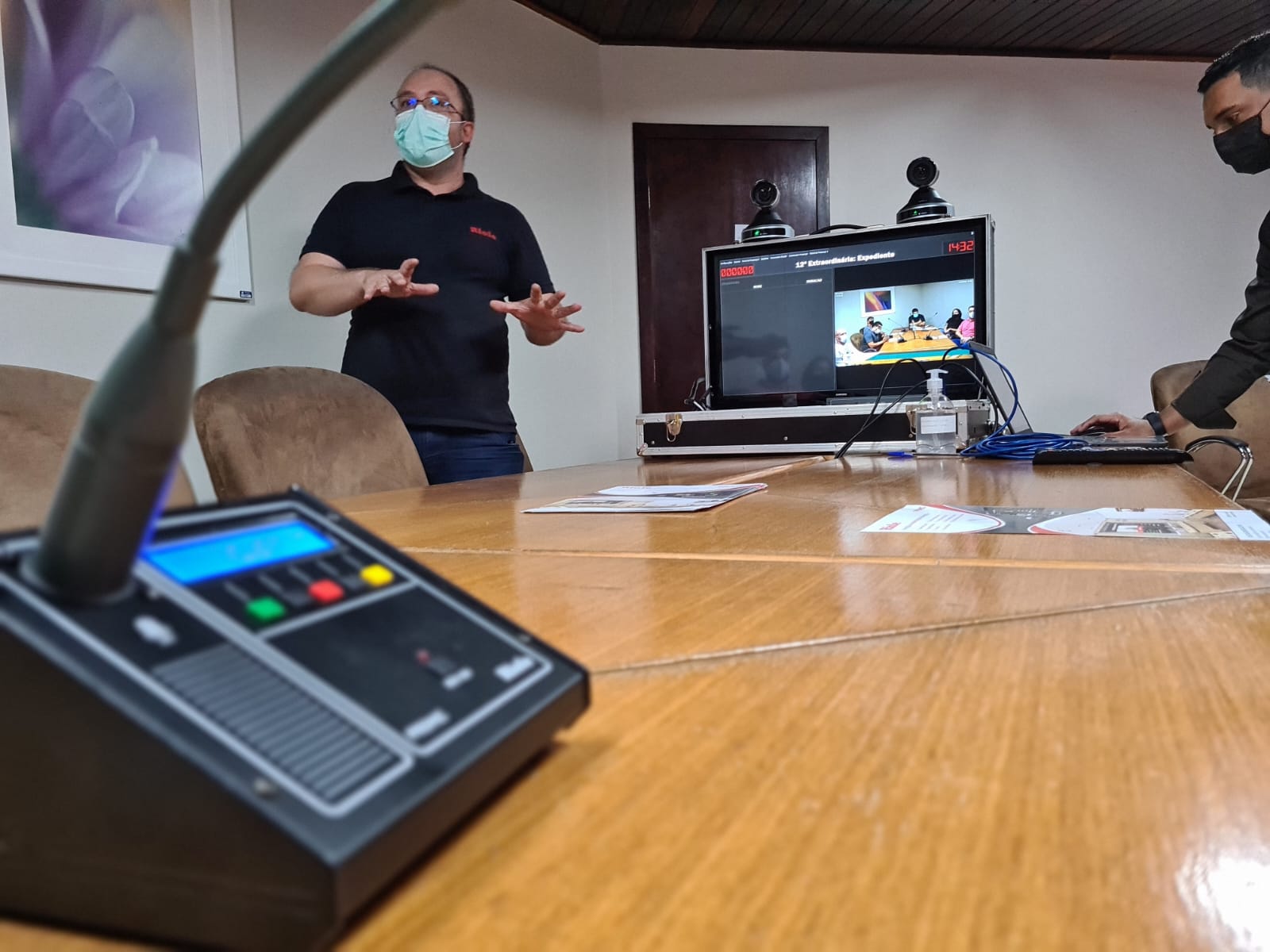 Empresa apresenta sistema de modernização do sistema legislativo à Câmara de Araucária