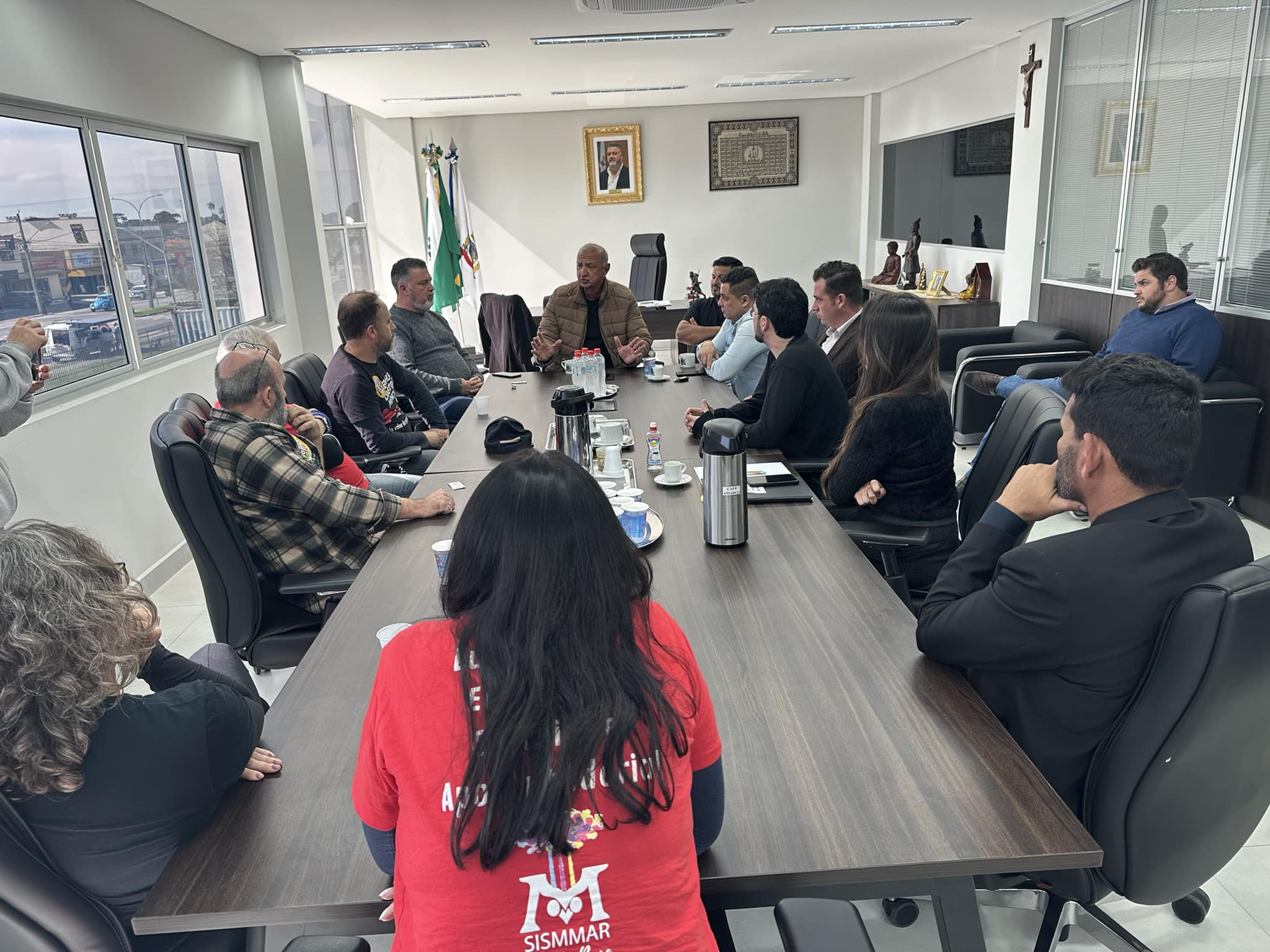 Hissam atende a pedido de sua base e pacote que reforma previdência e carreira de servidores volta pra Prefeitura