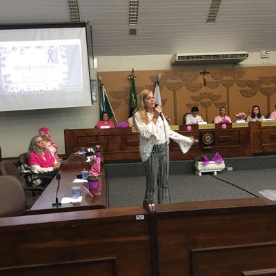 UMA TARDE INSPIRADORA - OUTUBRO ROSA