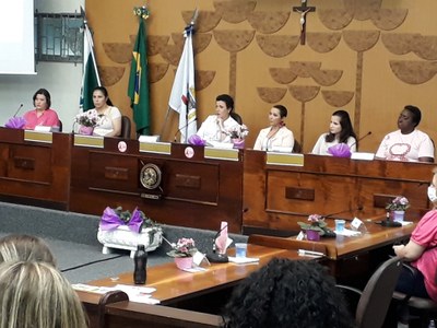 UMA TARDE INSPIRADORA - OUTUBRO ROSA