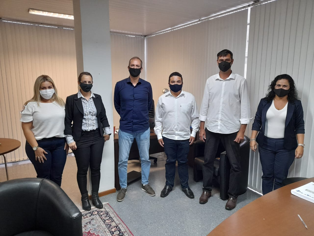 Representantes da Escola do Legislativo de Araucária fazem visita ao vereador Professor Euler na Câmara Municipal de Curitiba
