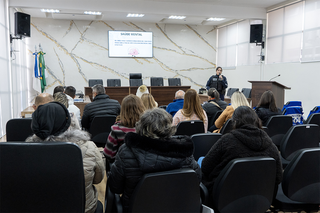 Saúde mental em foco: seminário “Mente Segura” reúne reflexões e orientações